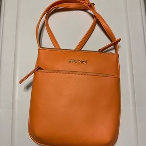Kenneth Cole Reaction Crossbody